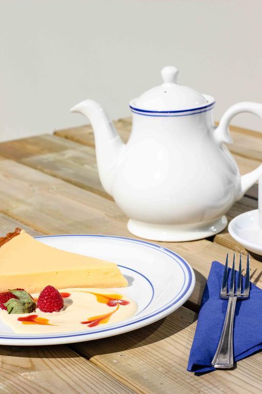 The Rose Garden Bed & Breakfast And Cafe 켄마어 외부 사진